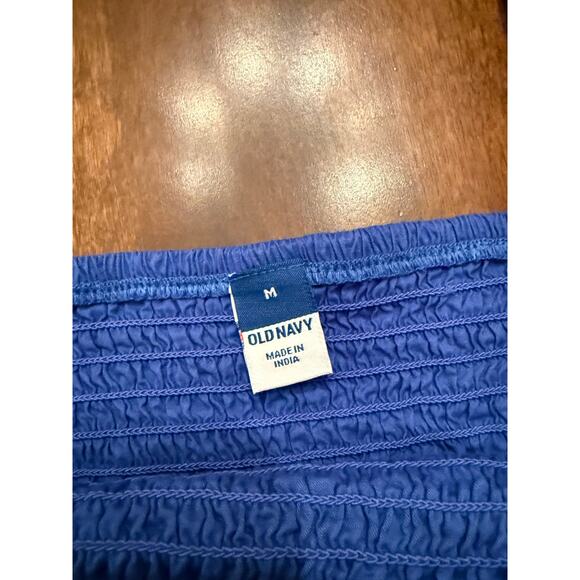 Old Navy Women's Embroidered Royal Blue Smocked Blouse Size Medium - Picture 4 of 7
